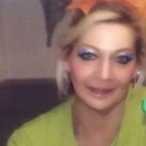 Meet your Posher, Beverly